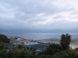 諏訪湖SAから諏訪湖を眺める