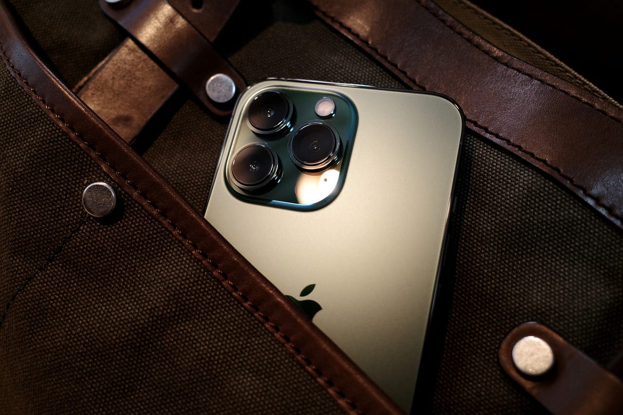 Smartphone Iphone Iphone   - Touka_Hogimoto / Pixabay